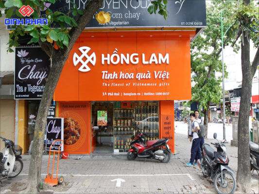 Bảng hiệu chữ nổi tại Đắk Lắk