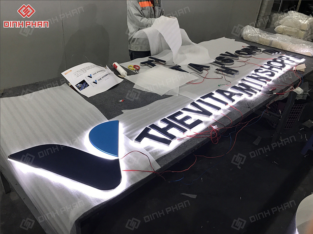 Chữ inox sơn hấp nhiệt bóng