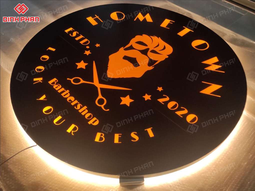 Hộp đèn hút nổi tại Buôn Ma Thuột