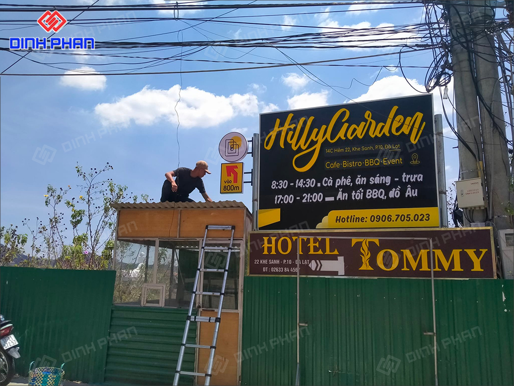 Thi công làm bảng hiệu quán ăn tại Đắk Lắk