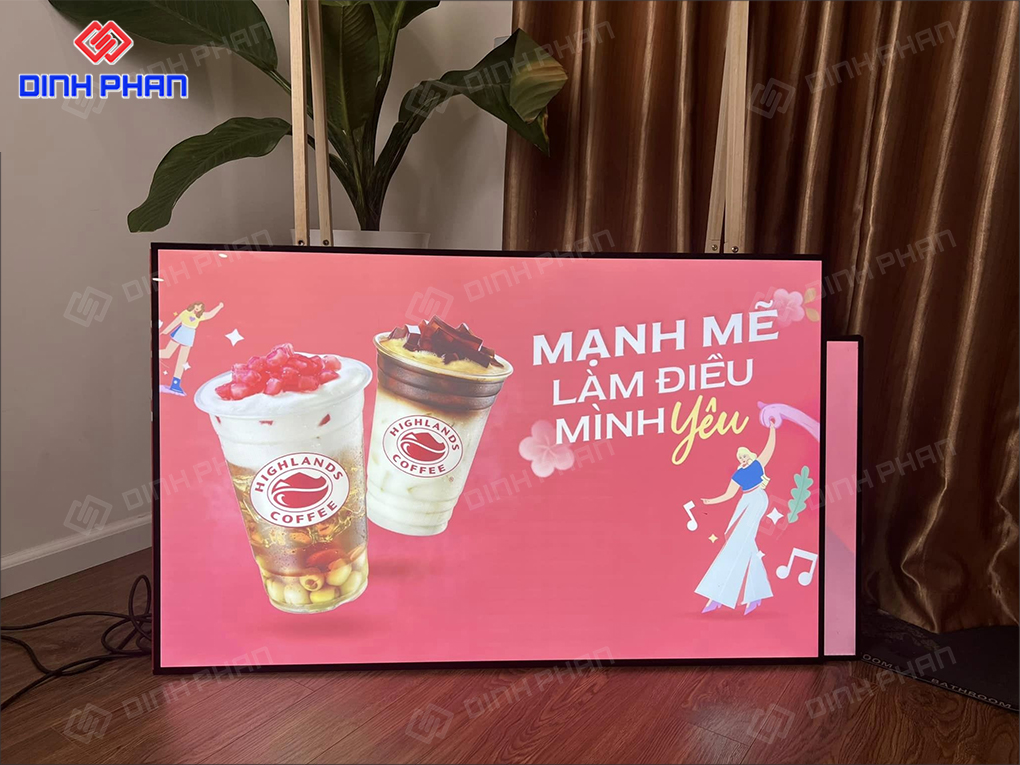 Tranh điện menu của Highlands 
