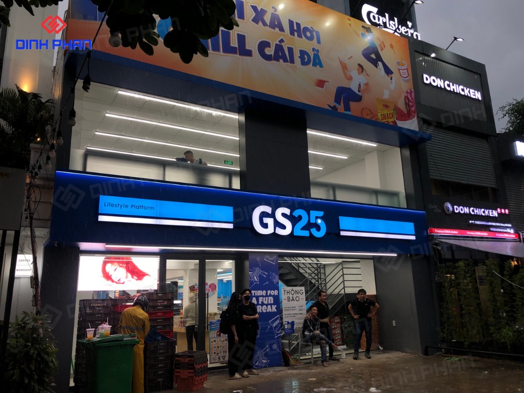 Bảng hiệu cửa hàng tiện lợi GS25